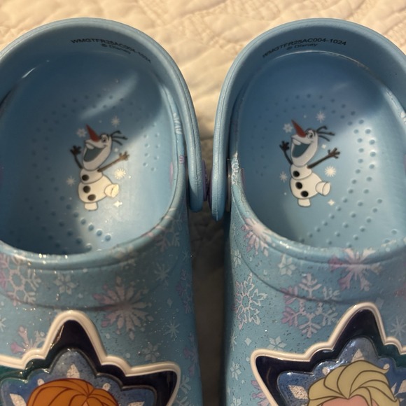 Disney's Frozen Slip On Shoes, Girls Size 7-8 Elsa Ahna Olaf Adjustable Strap - Picture 7 of 9